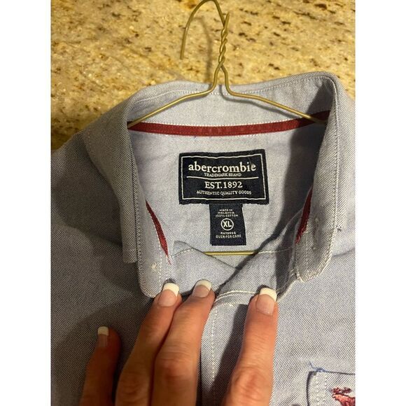 Abercrombie kids boys blue button down oxford, youth xl - Picture 2 of 3